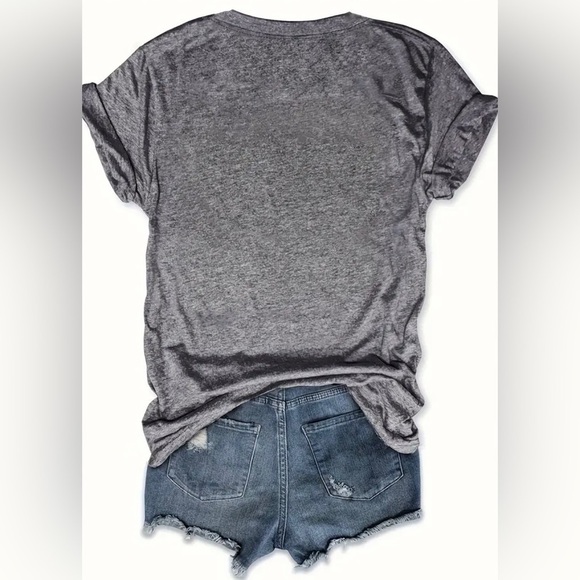 NWT - Stranger Things Shirt XL - Gray -  Women - Picture 2 of 9